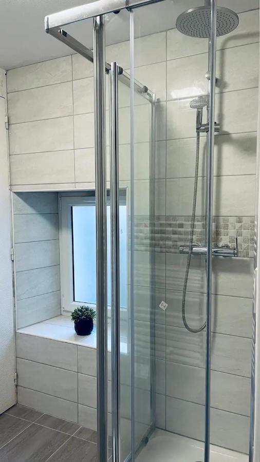 Jolie Appartement 2 Chambres 65M2 Au Centre Ville Fontenay-le-Comte Εξωτερικό φωτογραφία